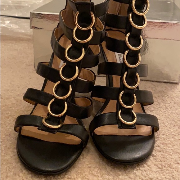 New Kelsi Dagger Heels - Picture 2 of 9